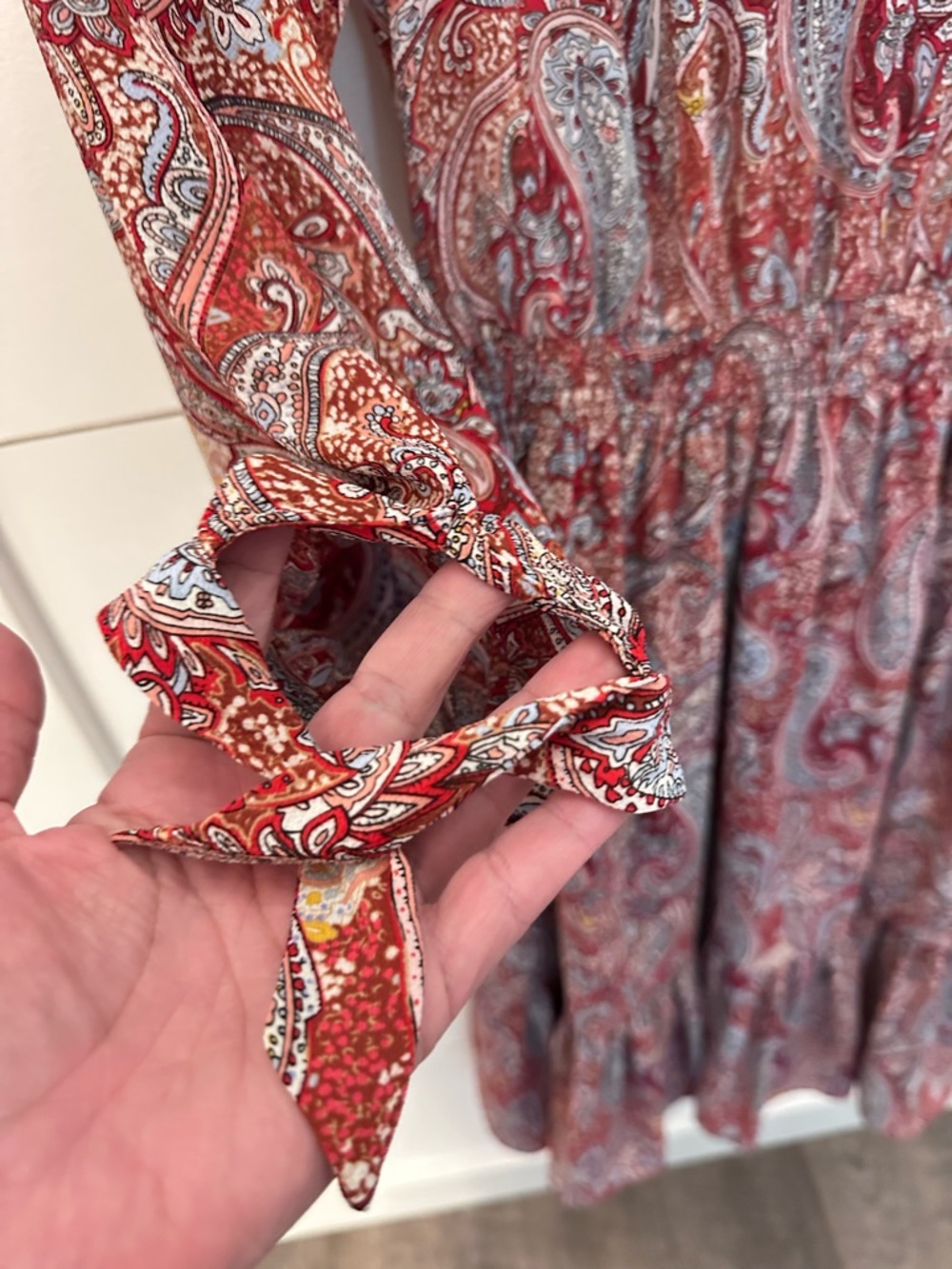 Talbots XS sprinkle paisley split ruffle detail tie arm neck soft midi dress - Picture 7 of 16